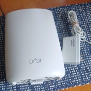 Orbi Wifi Router With Adapter